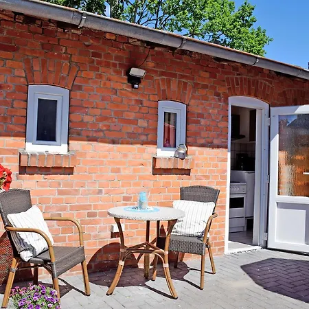 Ferienhaus Mit Terrasse Im Ostseeb 아파트